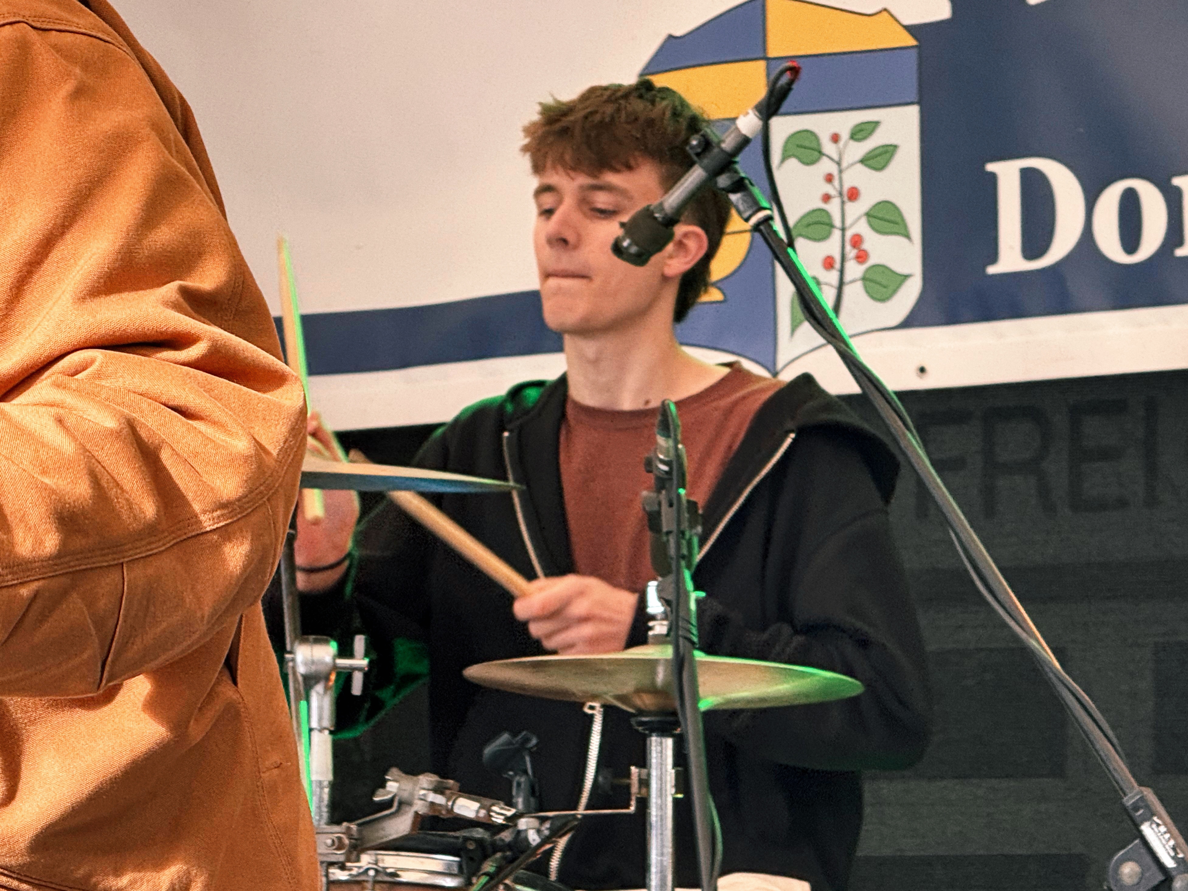 Neo beim Sprötzer Dorffest 2026