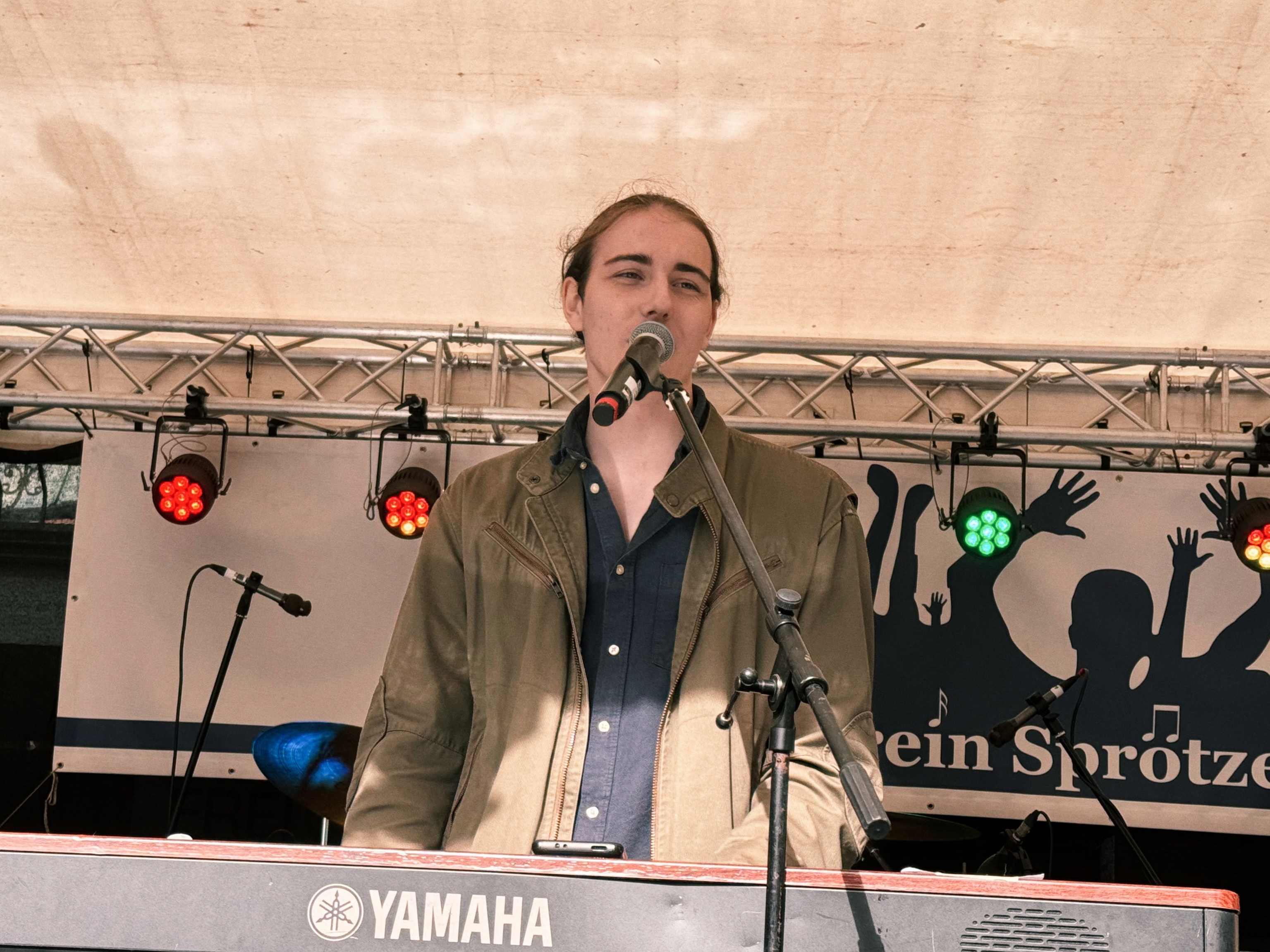 Oskar beim Sprötzer Dorffest 2026