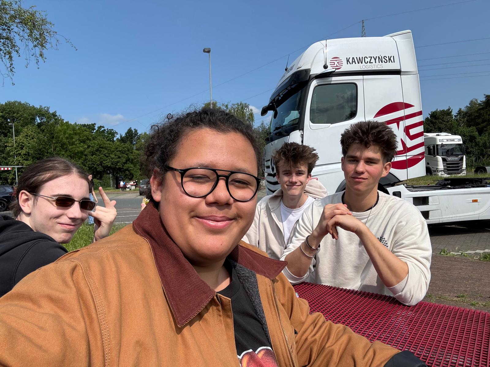 Auf dem Weg zur Wewelsburg 2025
